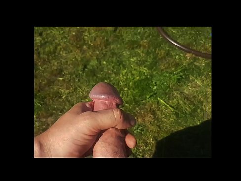 ❤️ Heta heta tjejen får sin rosa fitta knullad och kommer med en spruta i en sommarträdgård ❤️ Pornvideo at sv.bladesoul.top ❌❤