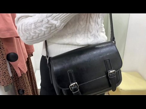 ❤️ Offentlig onani av den unga slynan FeralBerry med en dildo i provrummet ❤️ Pornvideo at sv.bladesoul.top ❌❤