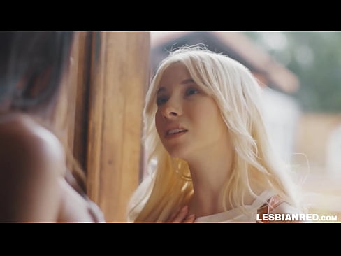 ❤️ Tjejen kommer hem några månader senare och slutar med att äta sin styvmors fitta. ❤️ Pornvideo at sv.bladesoul.top ❌❤