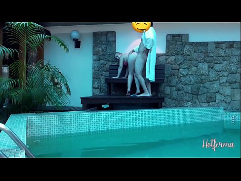 ❤️ Chefen bjuder in tjänsteflickan till poolen, men kunde inte motstå en het ❤️ Pornvideo at sv.bladesoul.top ❌❤